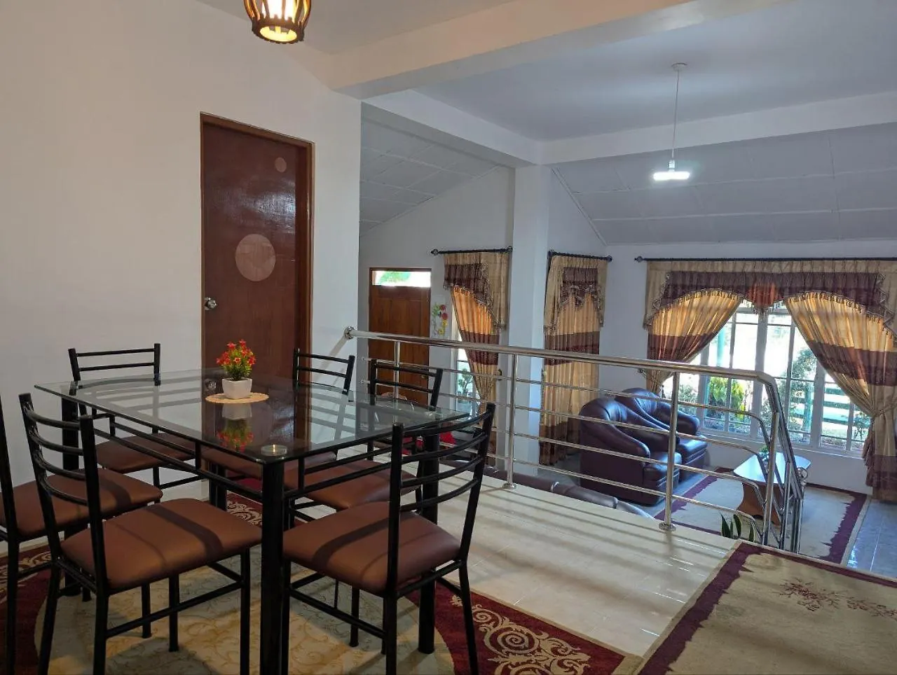 Moon Plains White House Apartment Nuwara Eliya Homestay